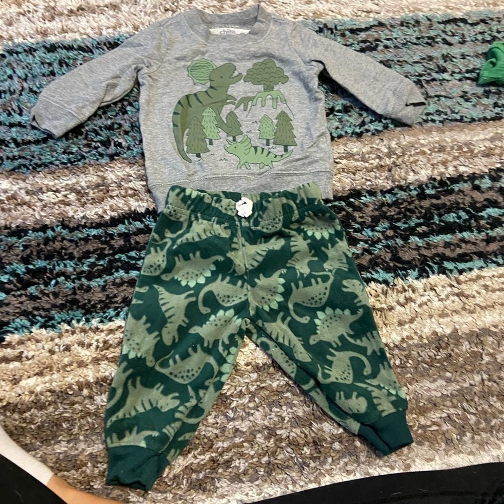 Carters dinosaur outfit 3-6 months